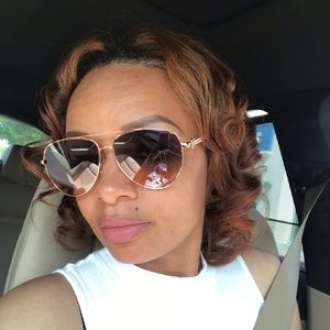 Meet your Posher, Lashawnda